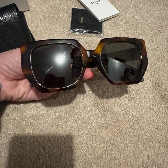 Celine Brown Sunglasses with Black Case - Picture 3 of 8